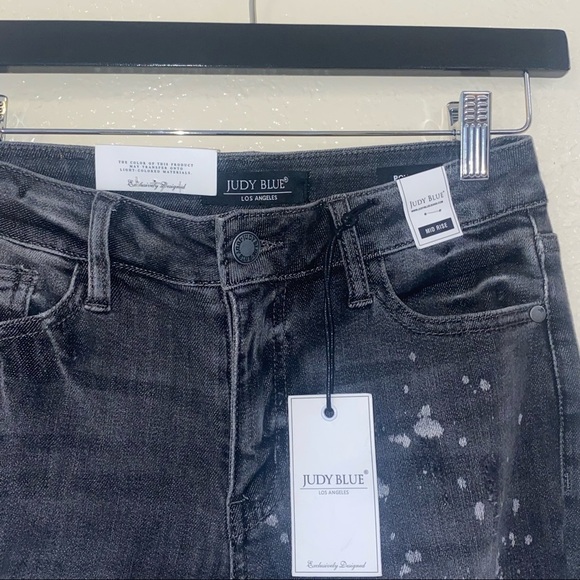 Judy Blue Black Bleach Splatter Destroyed Boyfriend Jeans - Picture 9 of 14